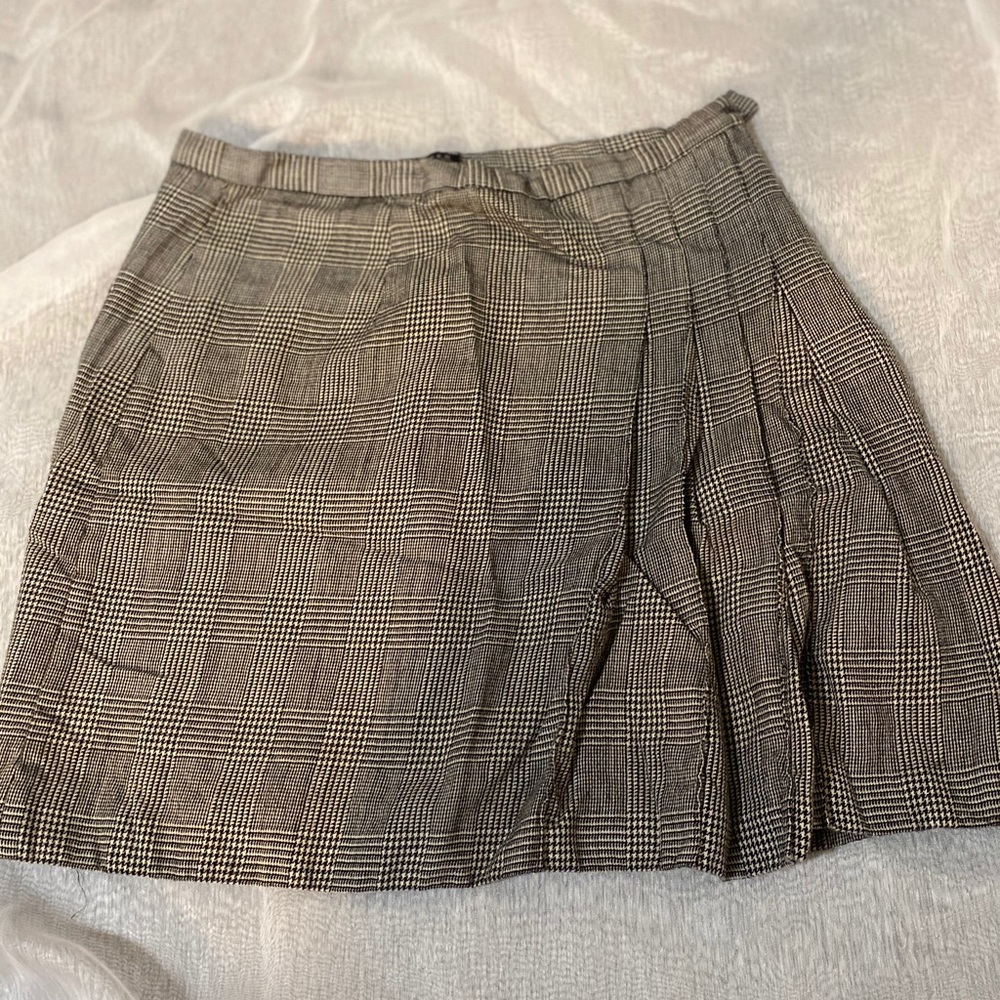 Limited pleated skirt sz 12 school girl style